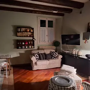 https://carducci-como.it-lombardy.com